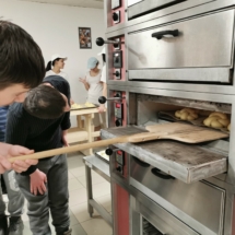 2022.02.24. - Az Esély Pedagógiai Központ tanulói meglátogatták a pék tanmhelyünket_12