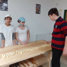 2022.02.24. - Az Esély Pedagógiai Központ tanulói meglátogatták a pék tanmhelyünket_35