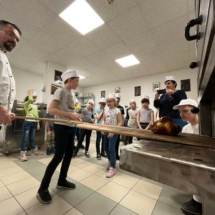 2022.04.09. - Magvető Általános Iskola és Óvoda iskolásainak látogatása a pék tanműhelyünkbe_56