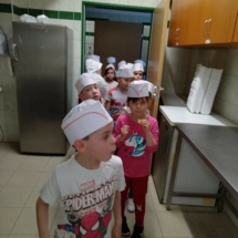2022.05.08. - A Belvárosi Óvoda Katica csoportjának látogatása a pék tanműhelyünkbe_25