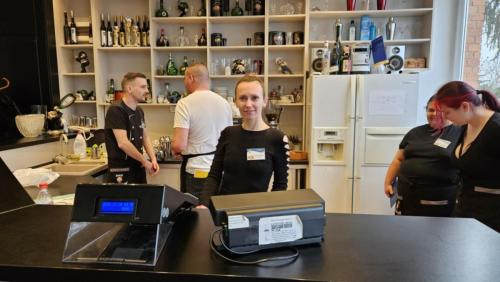 2024.12.16. - Felnőtt gyorséttermi eladók gyakorlati vizsga_02