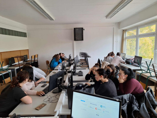 2025.10.22. - Legyél Te is Pénzügyi Junior Klasszis - 1.forduló_02