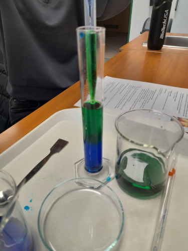 2025.12.10. - Kémiai Koktélparty a Technikusokkal_02