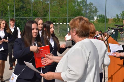 Ballagás 2025 - Jutalomkönyvek átadása_17